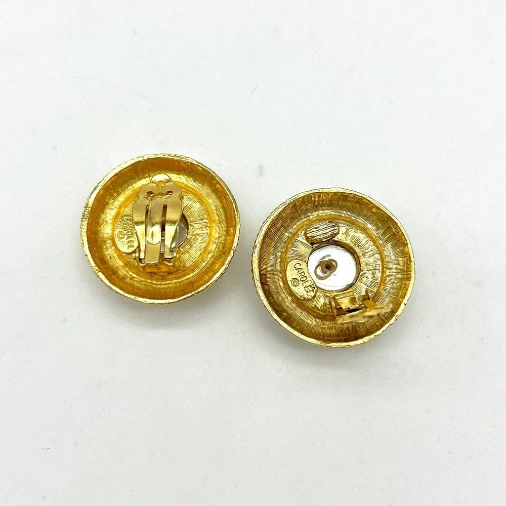 Carolee Faux Pearl Clip On Earrings‎ Gold Tone Textured Statement